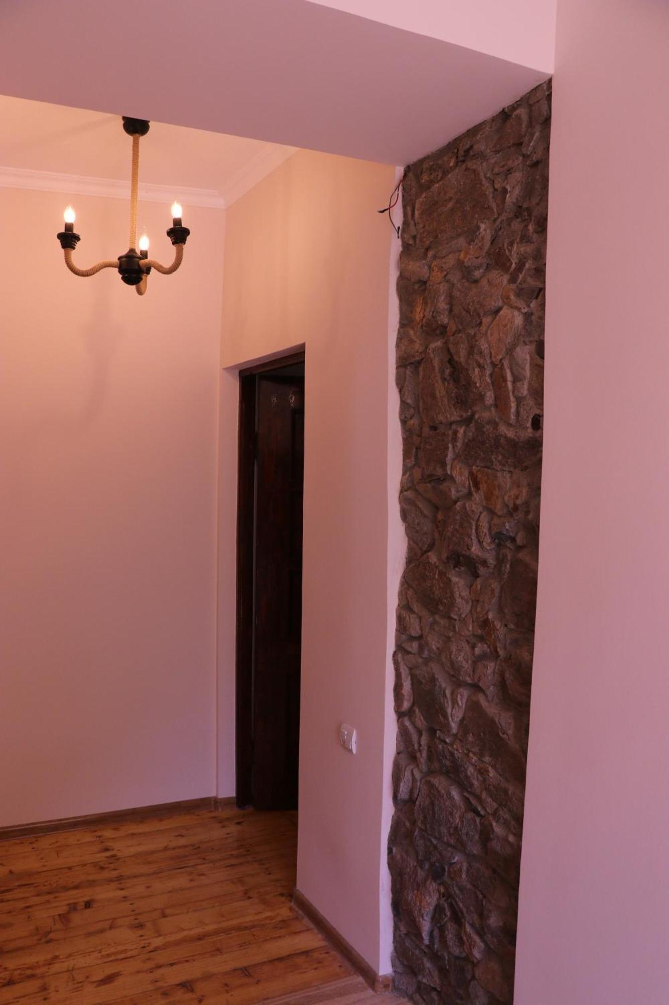 Legend Guest House Yekhegis Exterior photo